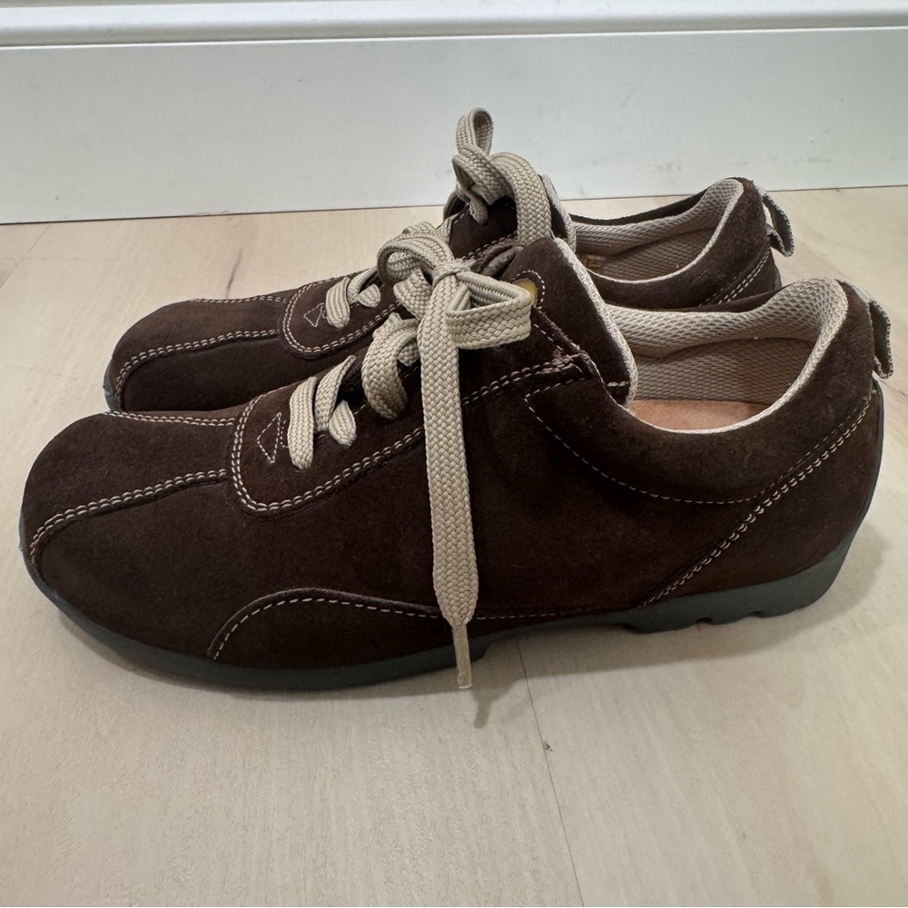Footprints By Birkenstock Chesterfield Brown Suede Sneaker Women's EU 36 US5-5.5